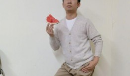 博主爆料杨迪视频,揭秘明星幕后生活片段