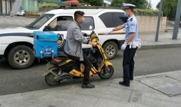 深圳外卖车爆料视频最新,惊曝外卖行业内幕，真相令人震惊！