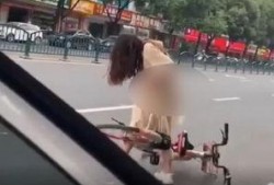 骑姐妹视频在线观看,在线观看，感受青春活力与姐妹情深